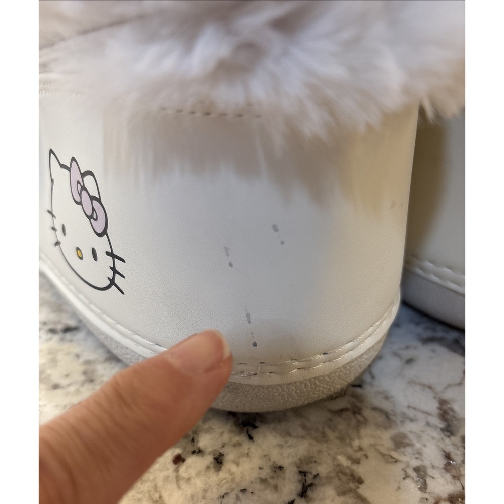 Forever21 Hello Kitty Boots Women's Size 8 White Fur Winter Boots pink Bow‎ - Picture 6 of 16